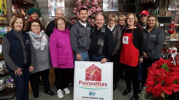 La campagne annuelle de poinsettias de la Maison de soins palliatifs est officiellement lancée