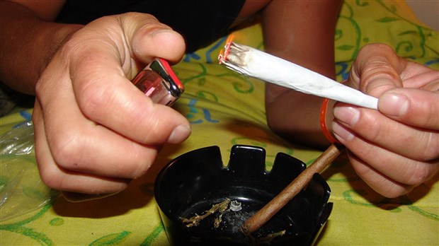 Le gouvernement provincial resserre la loi encadrant le cannabis 