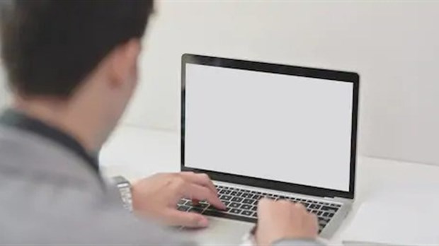 Délits sexuels via le leurre informatique : la SQ met en garde 