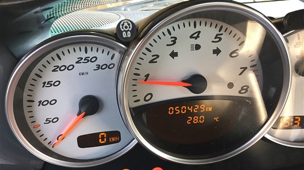 Votre odomètre de voiture affiche-t-il le bon kilométrage? 