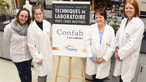 Une future chimiste du Collège de Valleyfield reçoit une bourse 