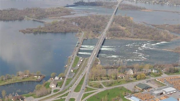 Bientôt une piste cyclable sur le pont Monseigneur-Langlois? 