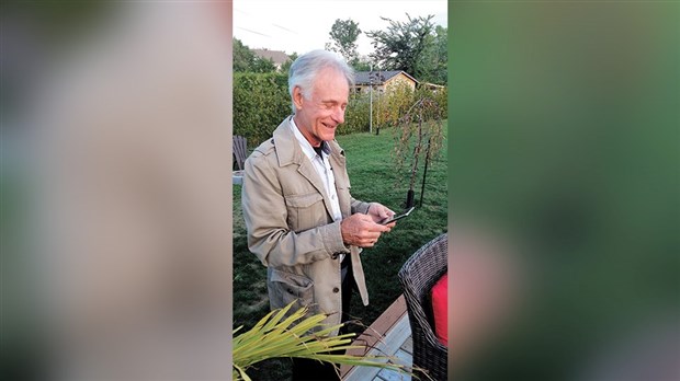Il est condamné à la prison à vie pour avoir assassiné sa conjointe