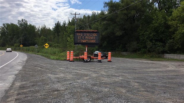 Pas de cell au volant près des ponts Larocque et Saint-Louis 