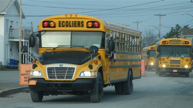 La CSN salue les nouvelles primes de 2000 $ pour les conducteurs d’autobus scolaires