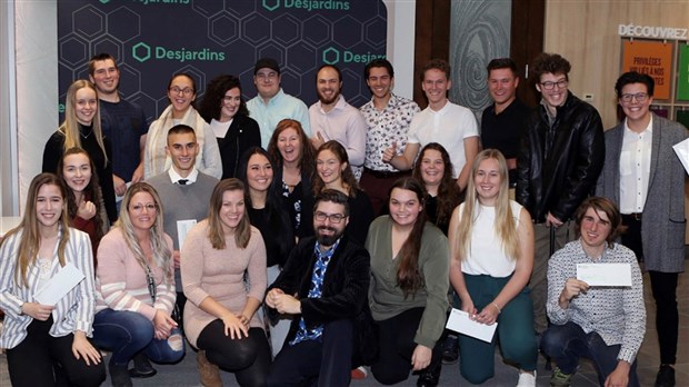 Bourses étudiantes Desjardins: inscriptions jusqu'au 31 mars