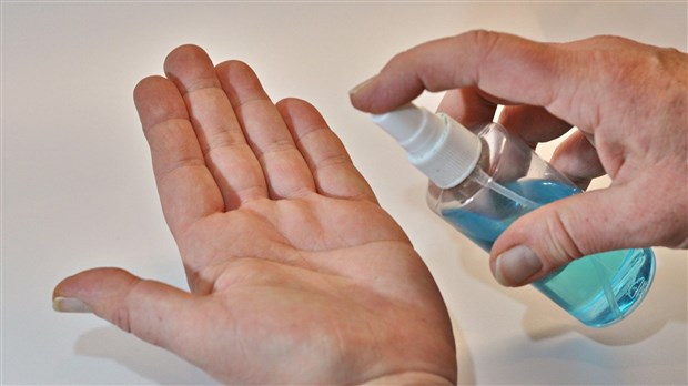 COVID-19 : choisissez les bons produits désinfectants pour les mains
