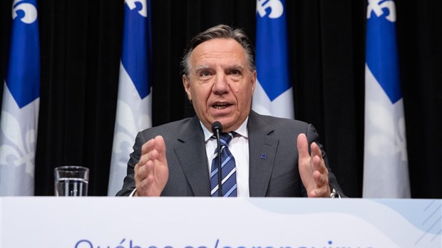 Legault demande aux policiers d'être moins tolérant envers ceux qui ne respectent pas les consignes