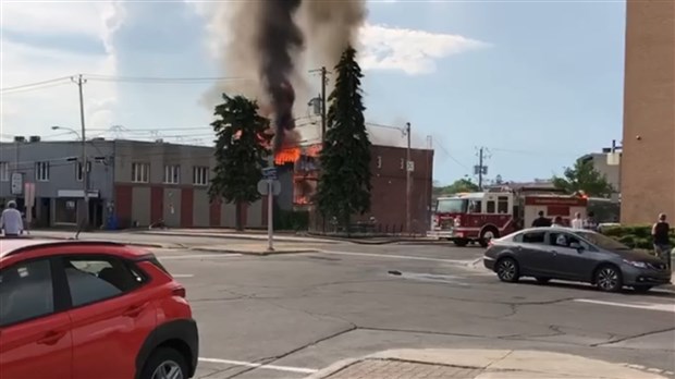 L'arrière du restaurant Pizza chez Rose est la proie des flammes 
