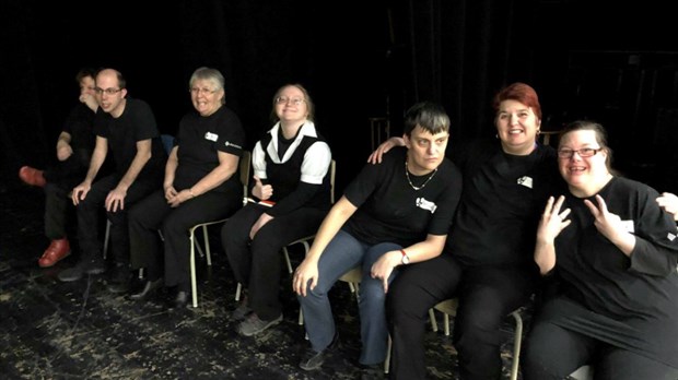 La troupe de théâtre adapté Les Pas pour Rire reçoit une subvention de 20 000$ 