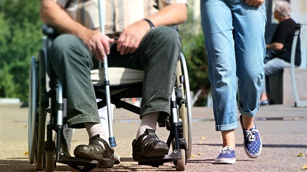 Les personnes handicapées réclament une commission parlementaire sur le soutien à domicile