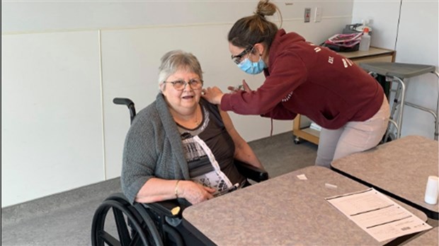 Vaccination complétée pour 1200 aînés demeurant en CHSLD en Montérégie-Ouest 
