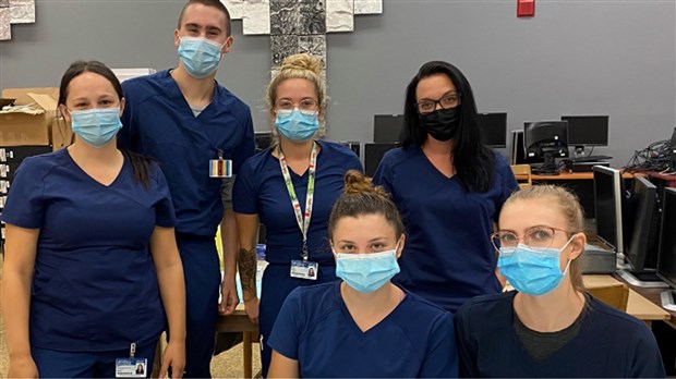 Des élèves du Cégep de Valleyfield vaccinent à la Baie-St-François 