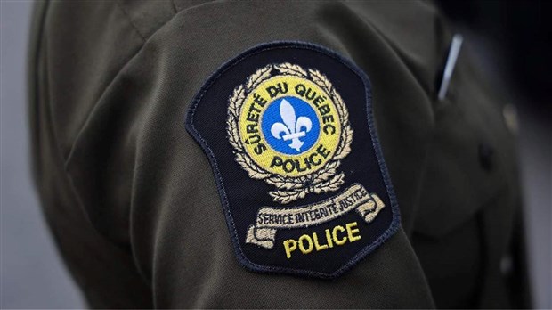 L'homme barricadé s'est rendu aux policiers de façon pacifique 