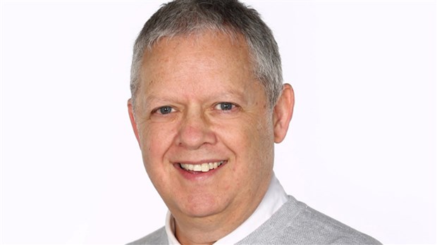 Le CISSSMO souligne les 30 ans de service d'un de ses employés 