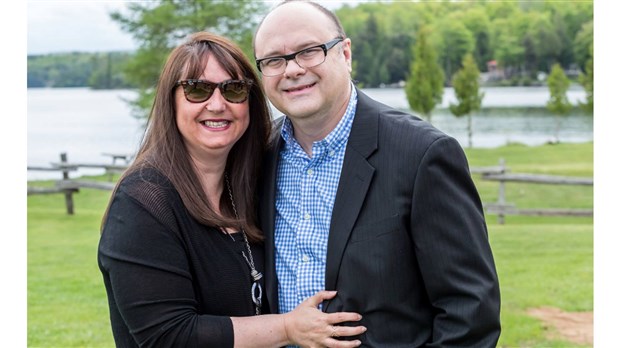 Yves Trottier et son épouse quittent la direction de MAX 103 
