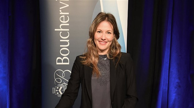 Dre. Julie Loslier reçoit le Prix Florence Junca-Adenot