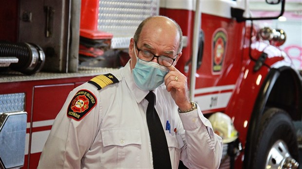 Un au revoir touchant du Service de sécurité incendie pour Michel Ménard  