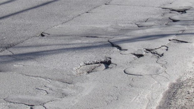 Le mauvais état des routes coûte 258 $ de plus par année à chaque conducteur québécois