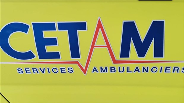 Un motocycliste de 64 ans se blesse lors d'une sortie de route 