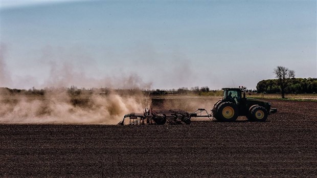 Investissement de 450 000 $ de Desjardins pour encourager l’agriculture durable en Montérégie