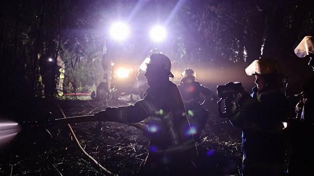 Des feux d'artifice causent un autre incendie dans le Suroît