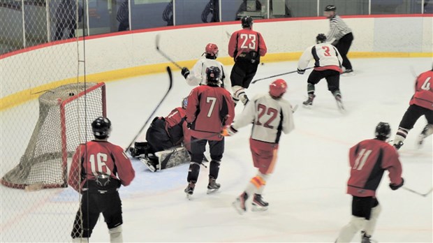 Les Braves de Valleyfield procèdent aux premières coupures du camp d'entraînement 