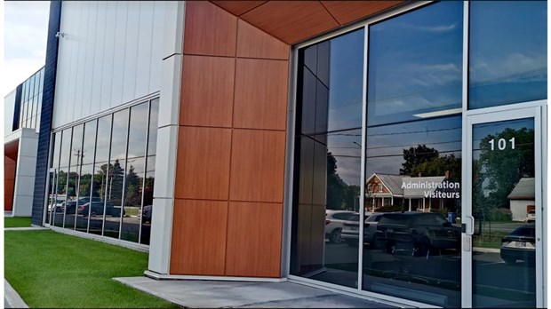 Canada Tire établit son plus grand centre de distribution à Salaberry-de-Valleyfield 