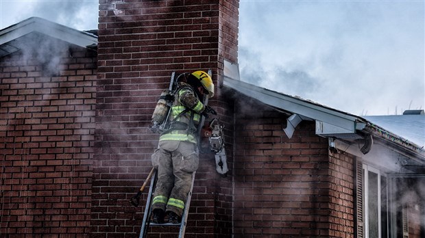 Un feu s’est déclaré dans une maison à Salaberry-de-Valleyfield ce matin