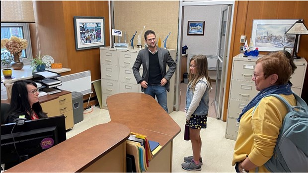 Le Club optimiste permet à la jeune Olivia de devenir mairesse d'un jour à Salaberry-de-Valleyfield 