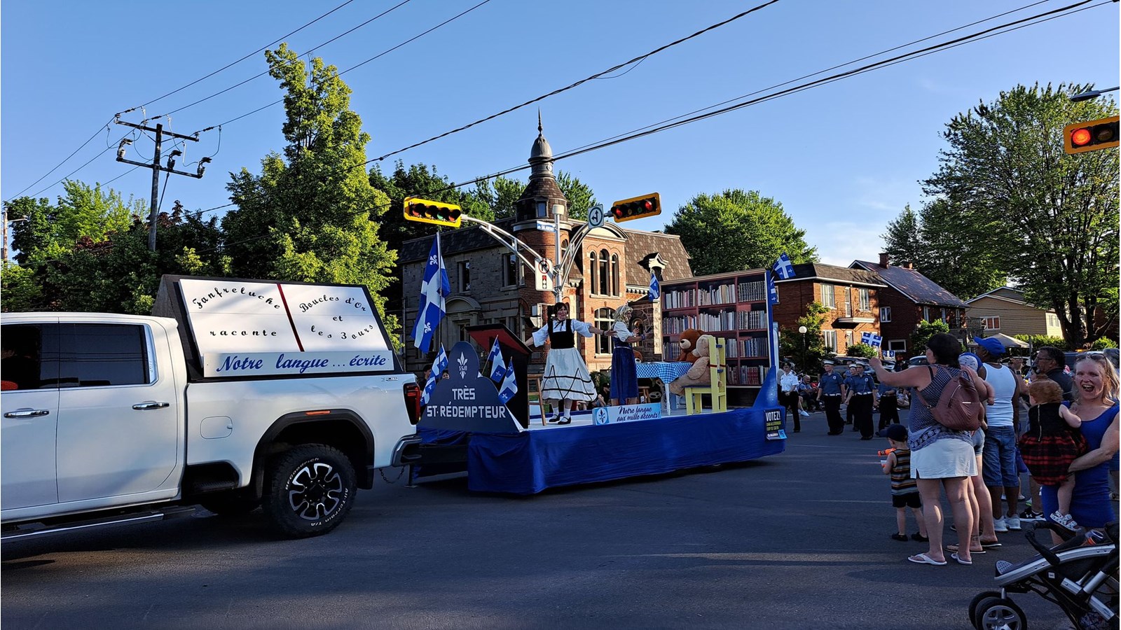 Retour en images sur le défilé de la SaintJeanBaptiste à Salaberryde