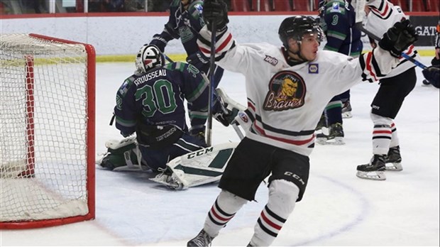 Les Braves de Valleyfield renouent avec la glace 