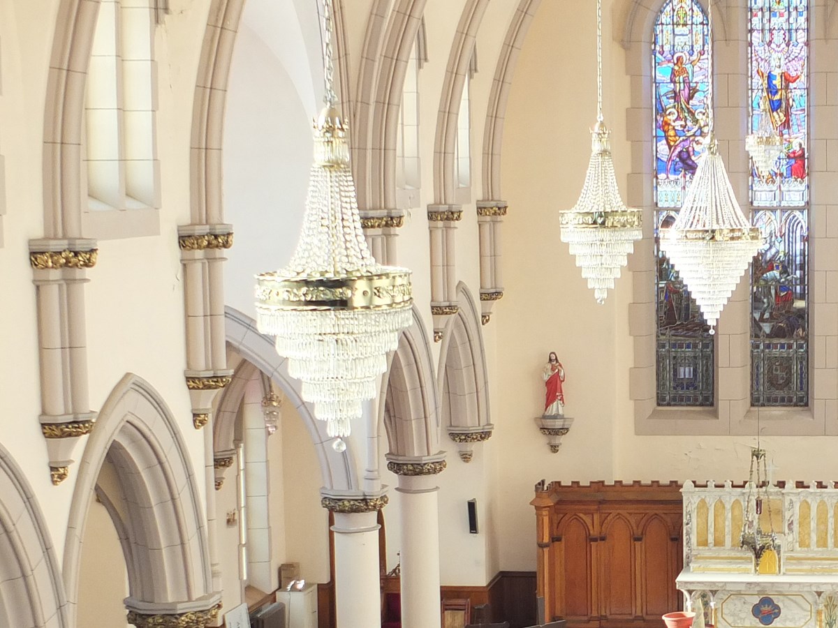 La paroisse SaintAlphonse vend les objets religieux de l'église Saint